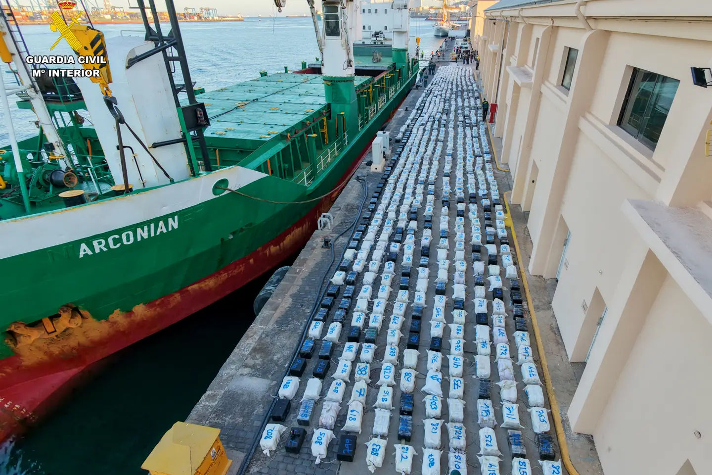 Le 30 tonnellate di cocaina che erano a bordo della Arconian