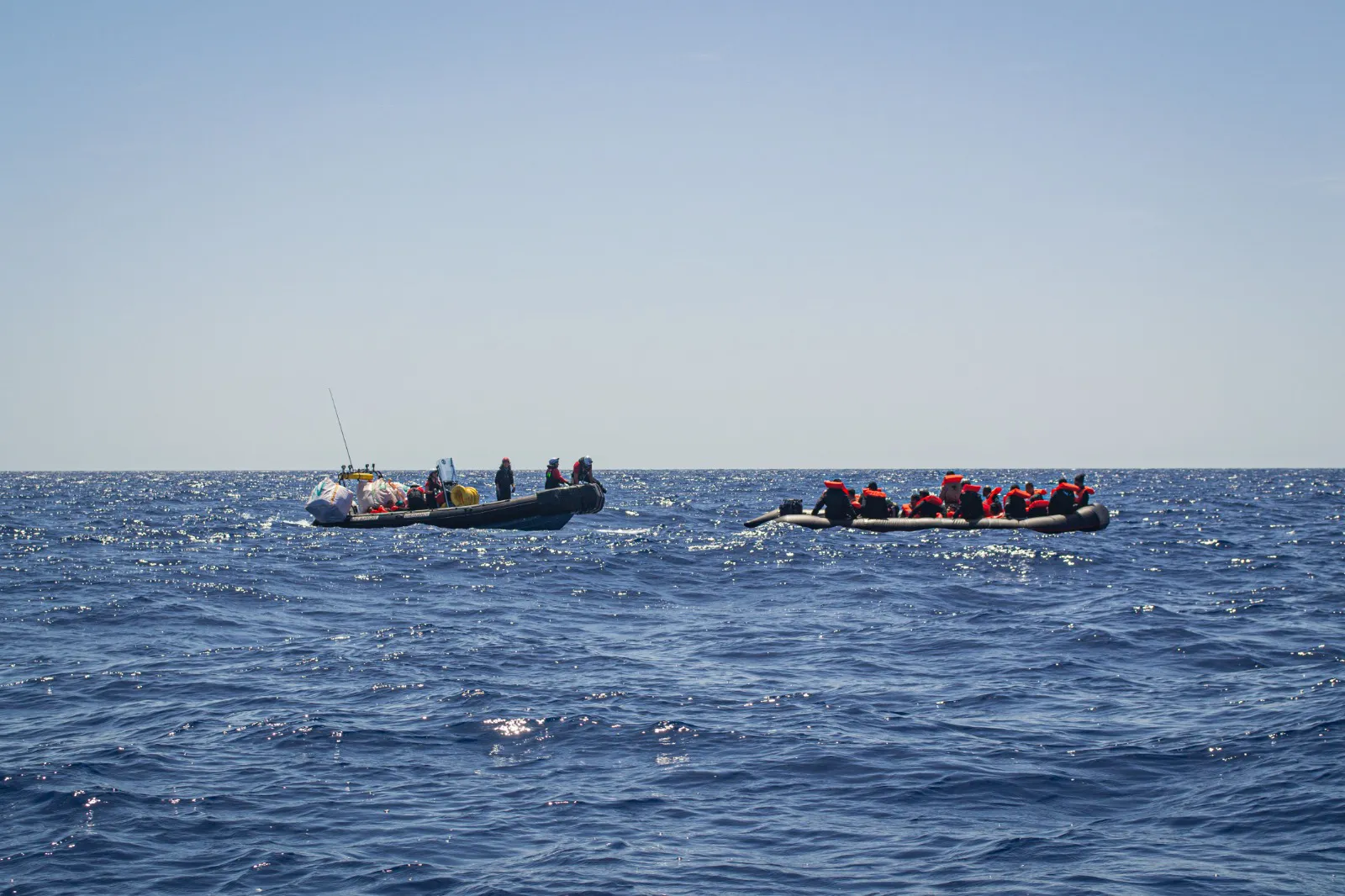 Operazione di soccorso da parte del team della Life Support al largo di Zuwara, ovest della Libia, ad aprile 2026
