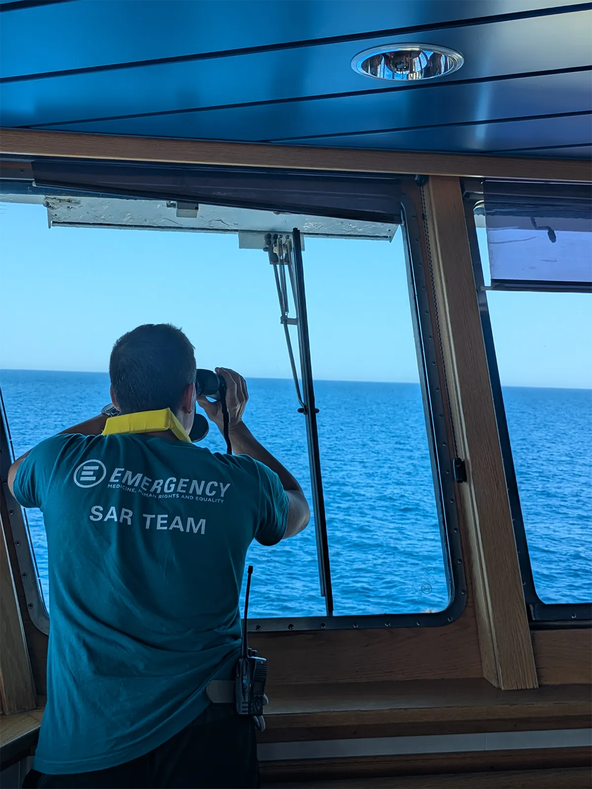 Pattugliamento dei mari a bordo della Life Support ad aprile 2026
